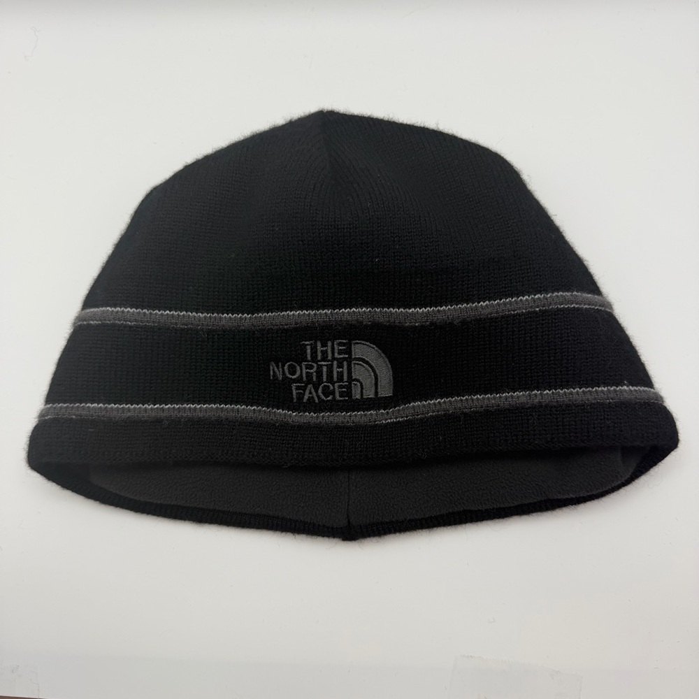 The North Face 70% Merino Wool Knit Beanie Black Gray Stripe Unisex Ski Casual